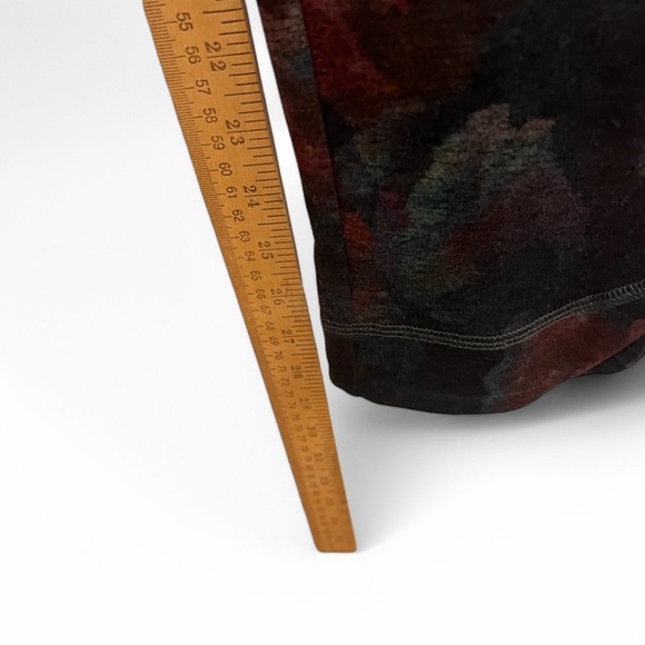 Soft Surroundings Women's Abstract Pants Star Slim Ankle size small - Picture 10 of 10